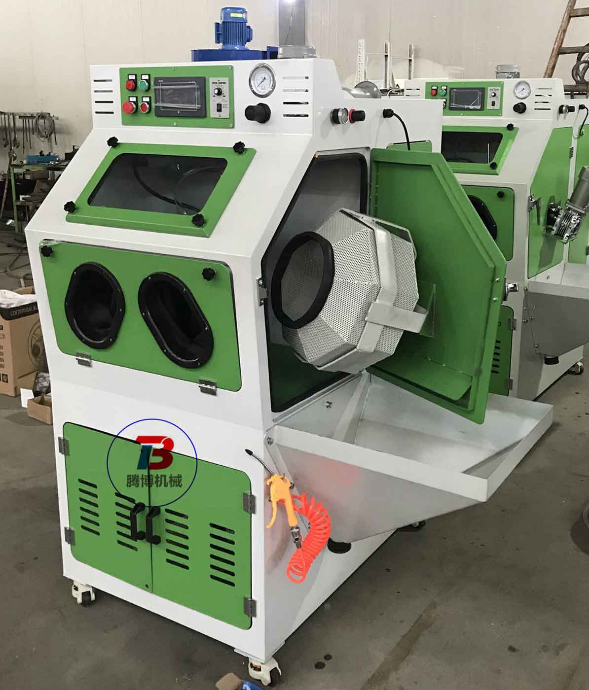 小型零部件 5G铝件双滚筒自动喷砂机